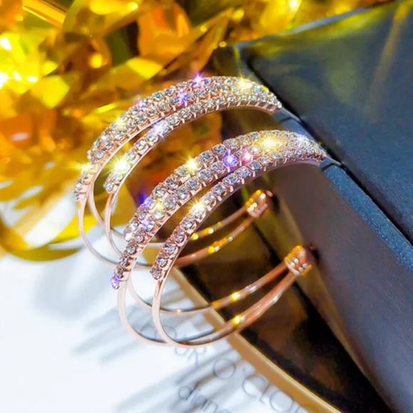 NEW Shiny Gold Circle Diamond Hoop Earrings - Picture 5 of 7